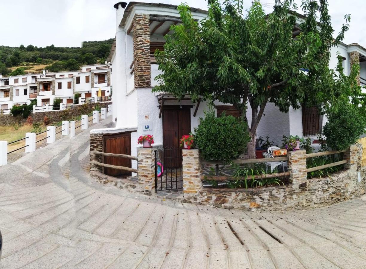 Casa Alpujarrena Fina Numero 27 Bubion Bagian luar foto