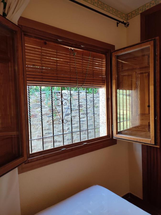Casa Alpujarrena Fina Numero 27 Bubion Bagian luar foto