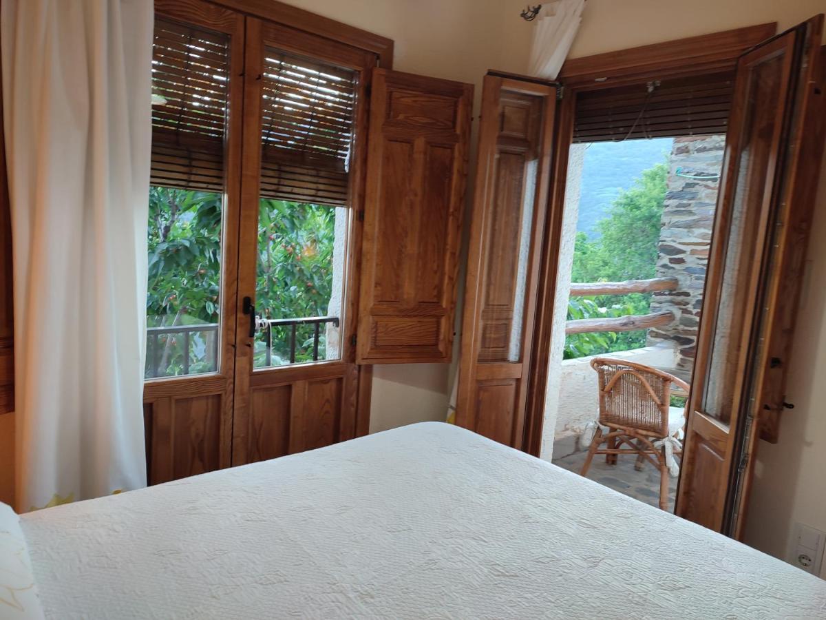 Casa Alpujarrena Fina Numero 27 Bubion Bagian luar foto