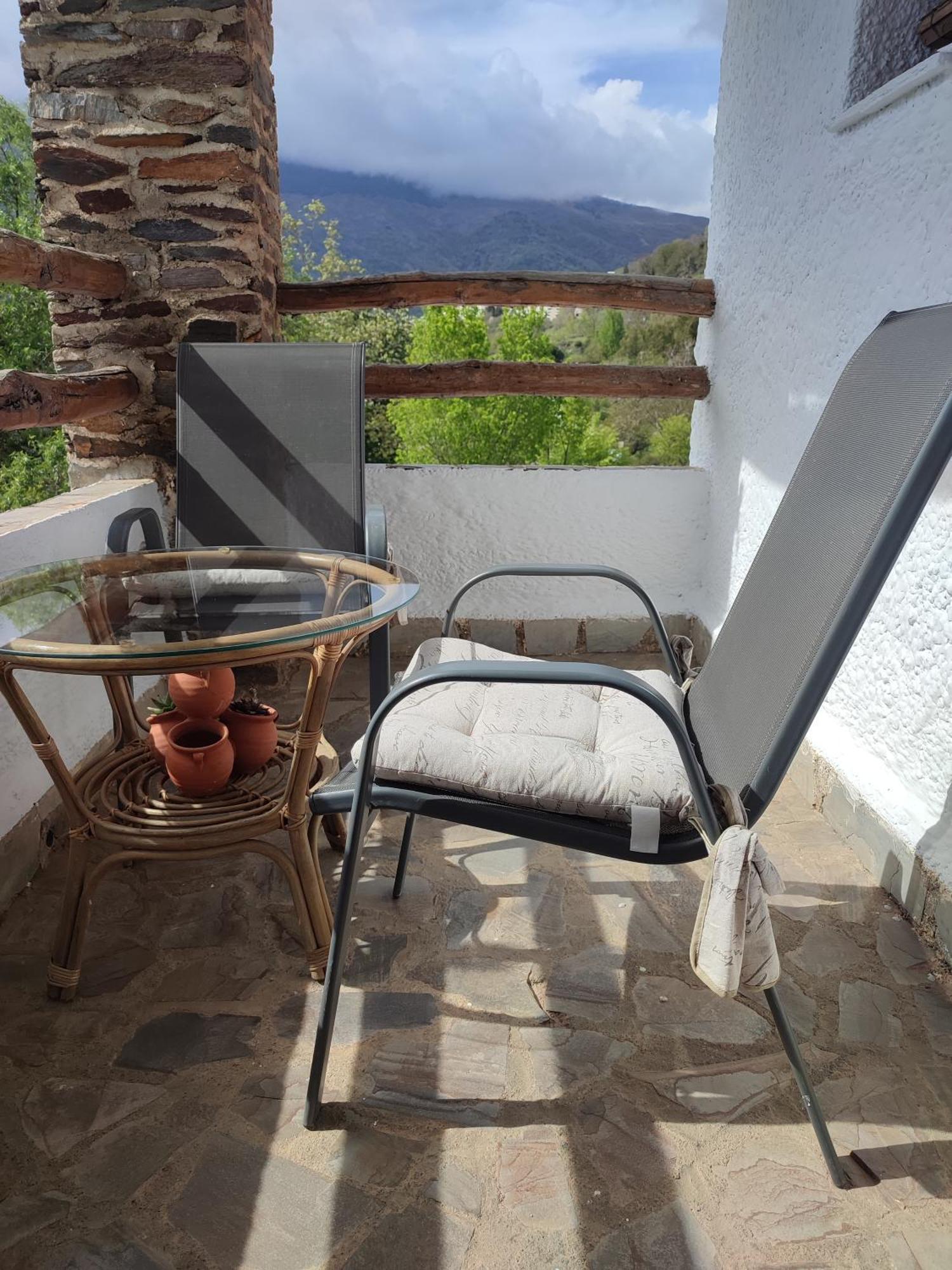 Casa Alpujarrena Fina Numero 27 Bubion Bagian luar foto